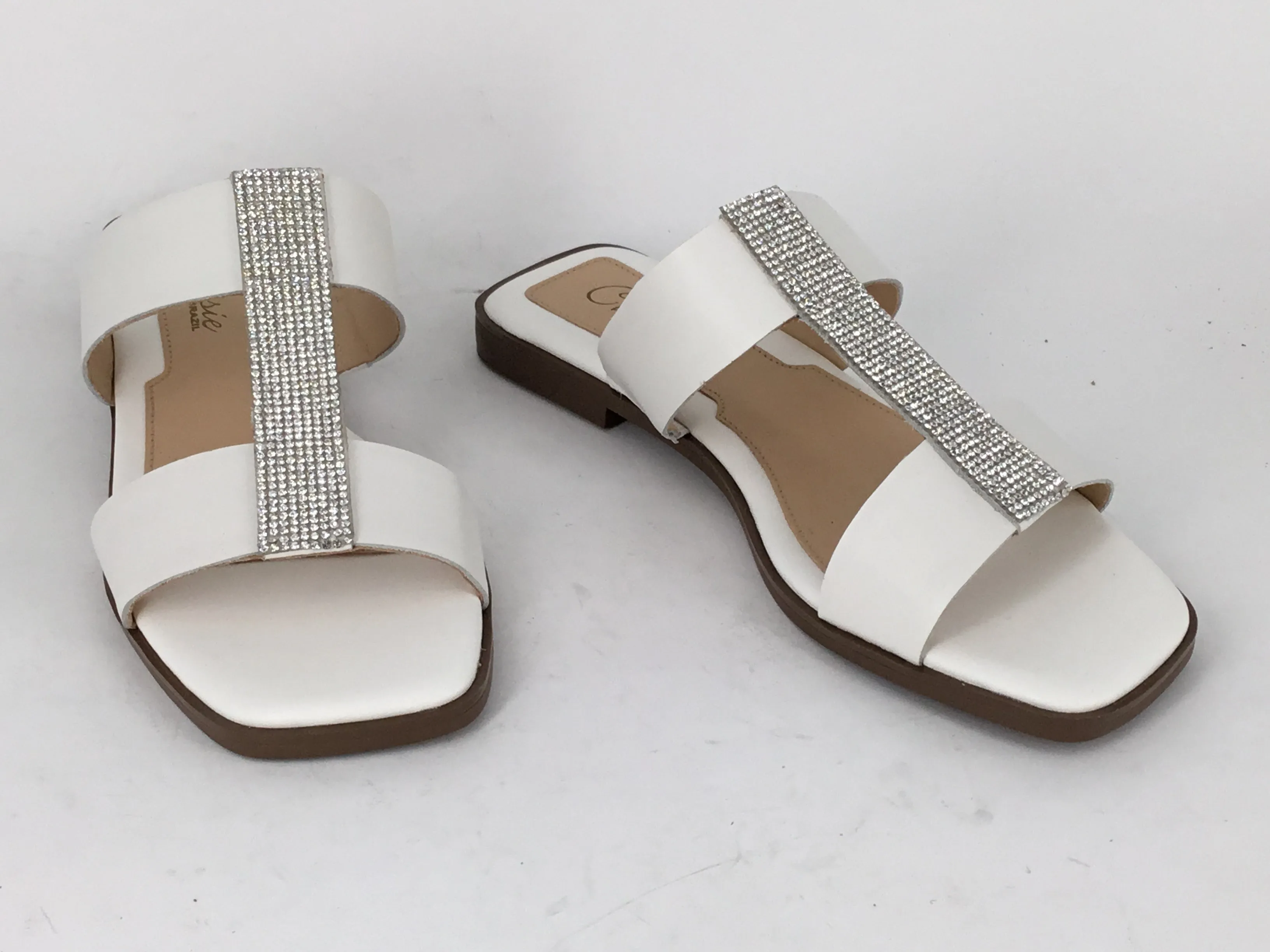 Chrissie Donna available in 5 colours