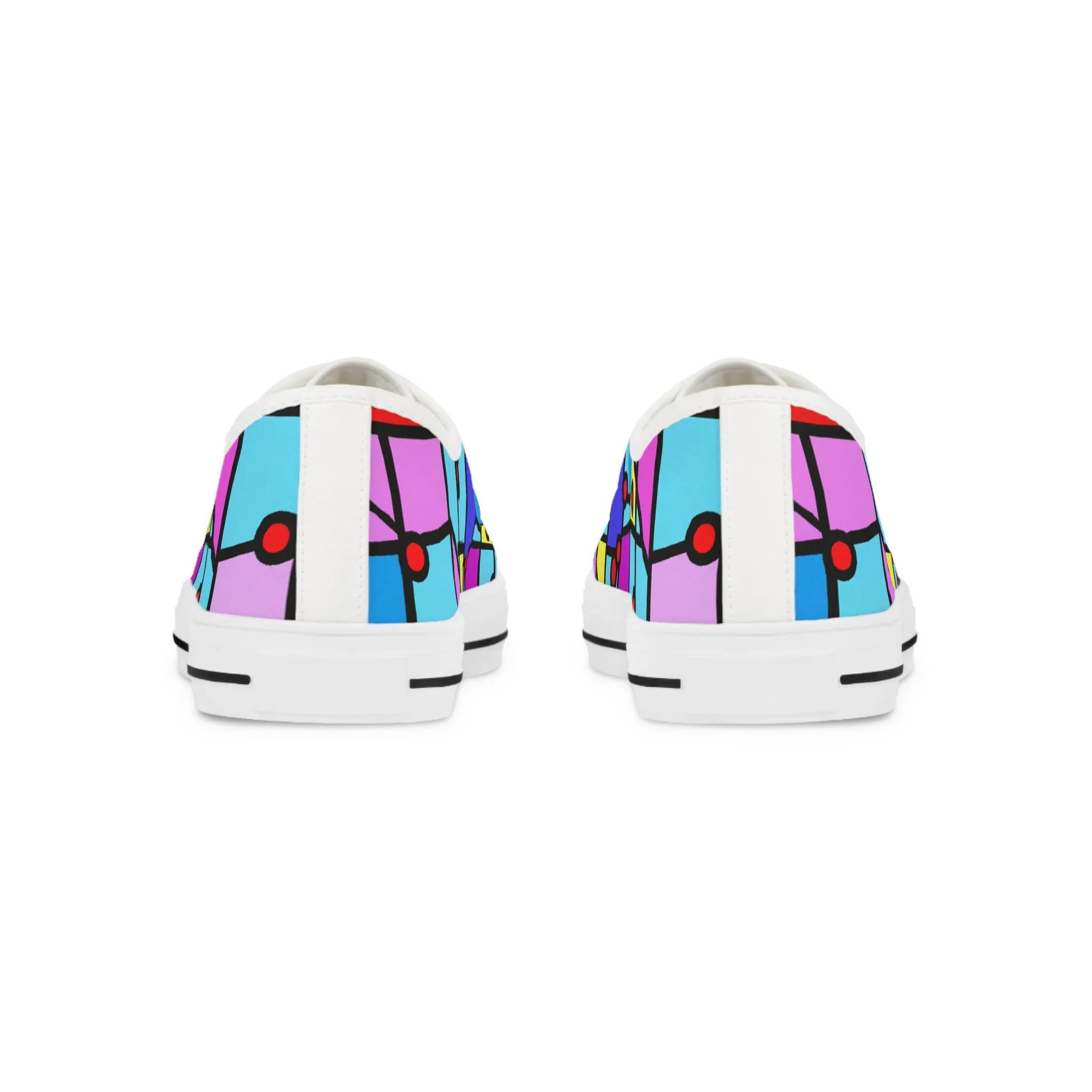 Fanny Footsteps. - low top
