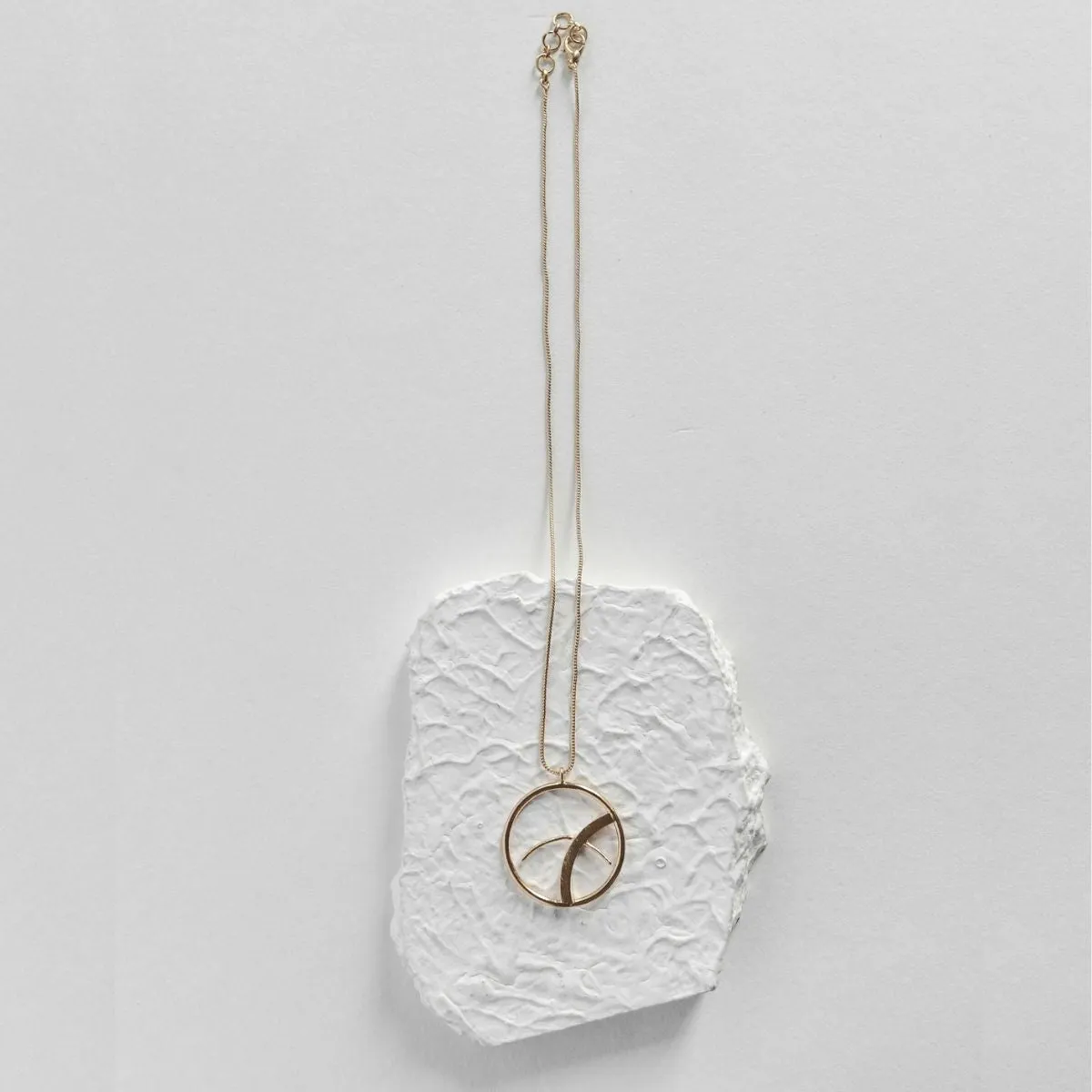 Round Pendant With Chain | Gold Finish Brass | Women Accessory | Smart Wear